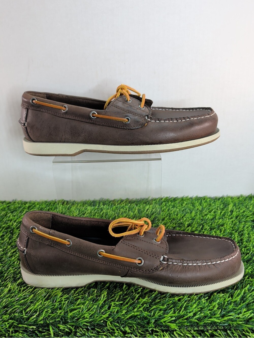 Bass Seafarer 1617-211 Men's Size 10.5  Brown Leather 2-Eye Boat Shoes